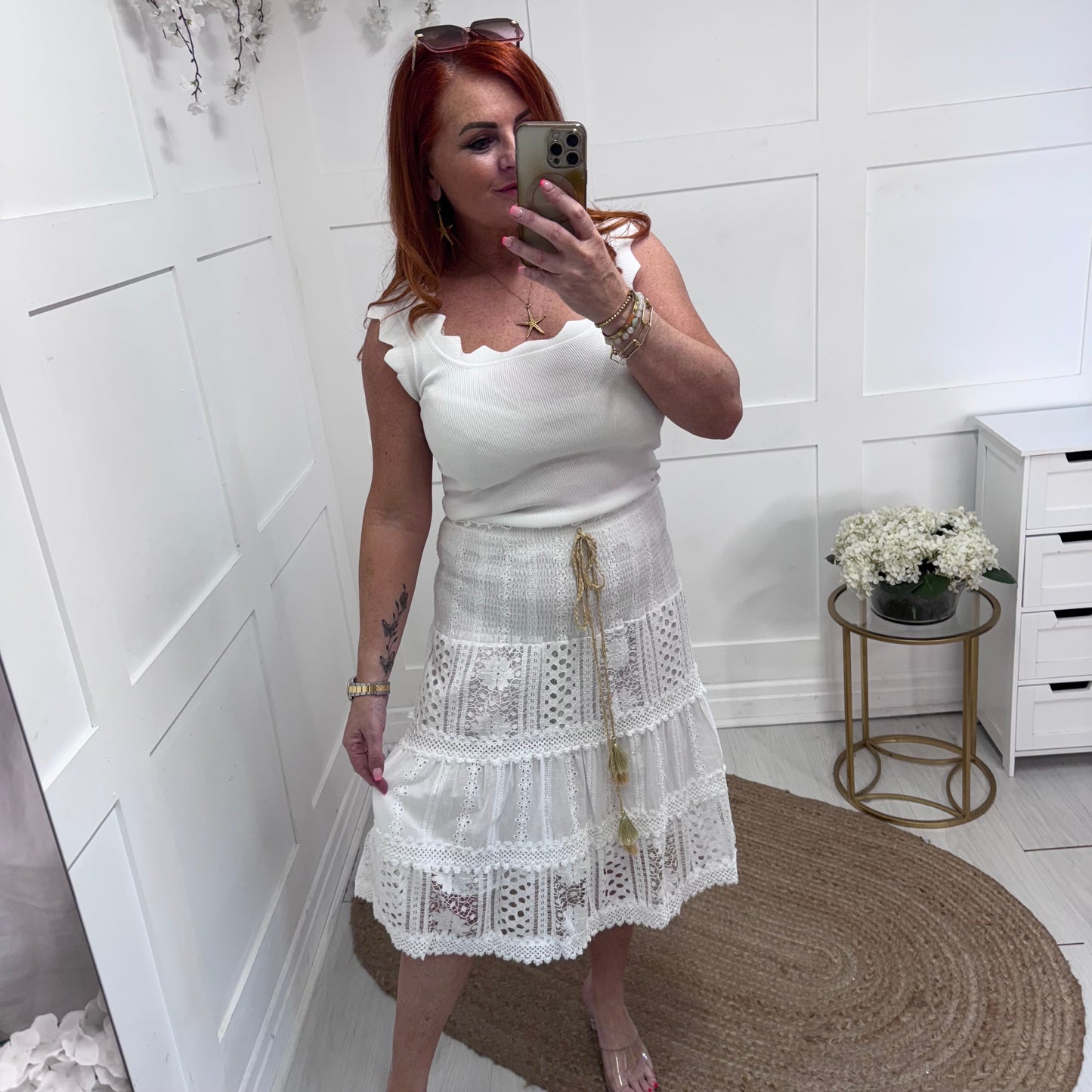 Brooklyn: White crochet short skirt. One size: 10-18