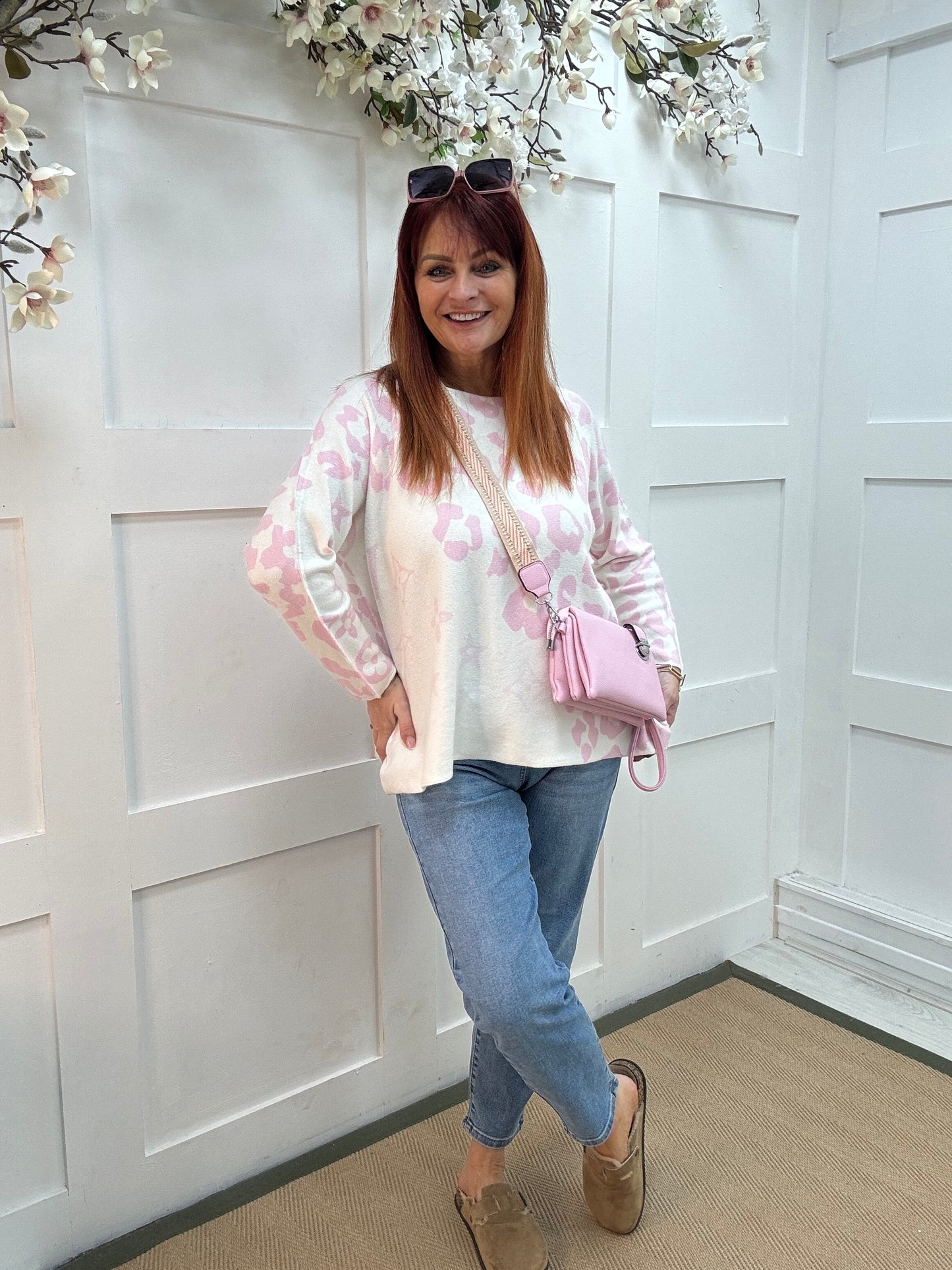 Alice: Pink & white leopard print top. One size: 12-20