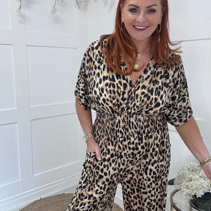 Maddie: Stretchy leopard print jumpsuit with pockets. One size: 12-20