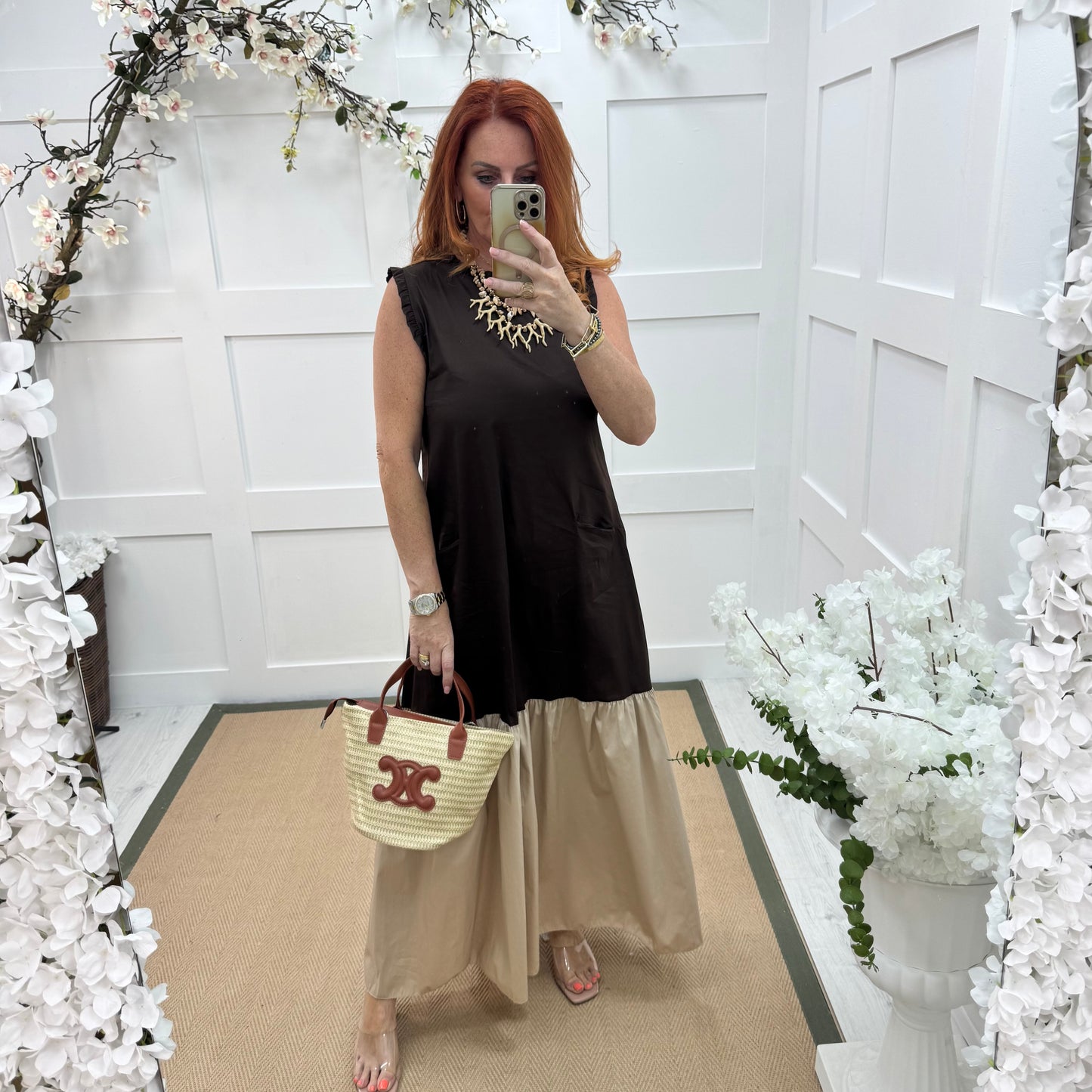 Opal: Small basket bag with brown detailing