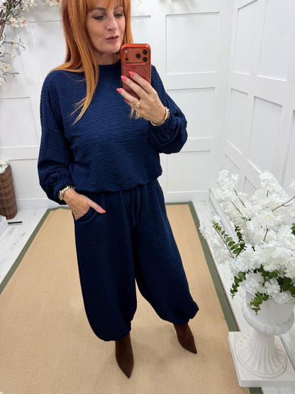 Raven: Textured long sleeve top & cuffed trouser set. One Sz: 12-18. 3 colours