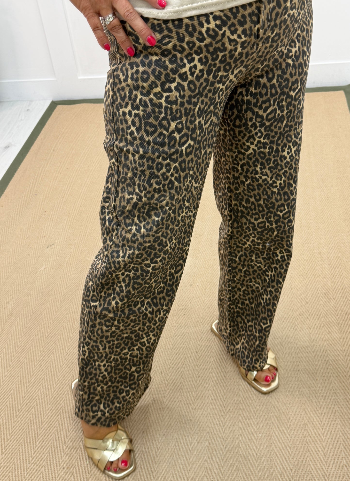 Polly: Leopard print wide leg jeans. Sizes: 8-18