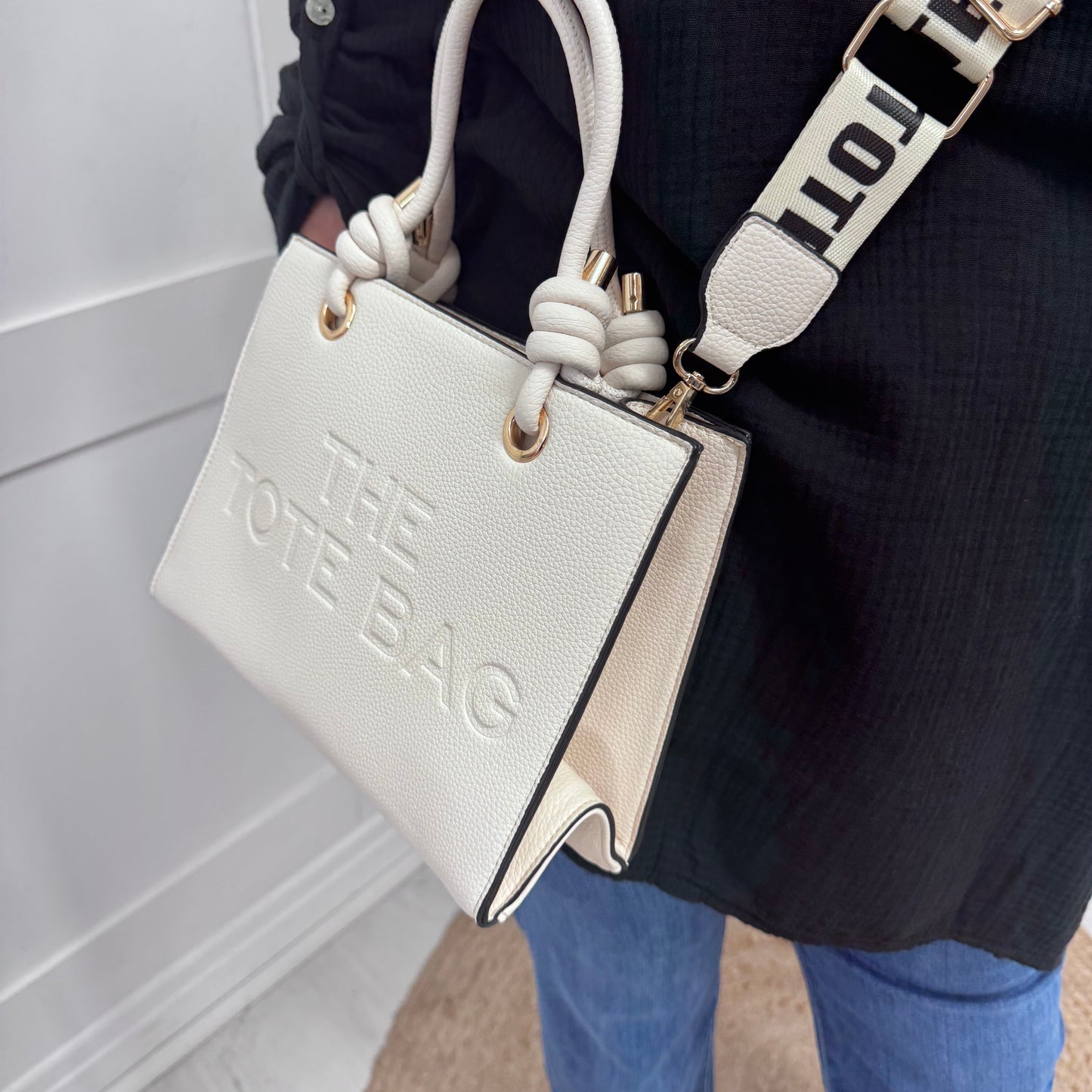 Tammy: White knot handle Tote bag