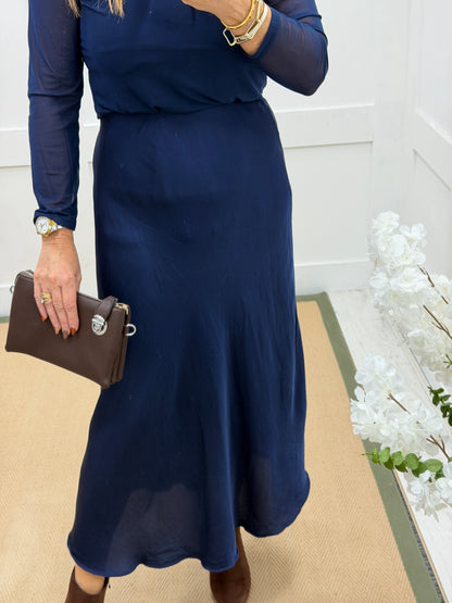 Shania: Silky flowy maxi skirt. One size: 8-14. 3 colours