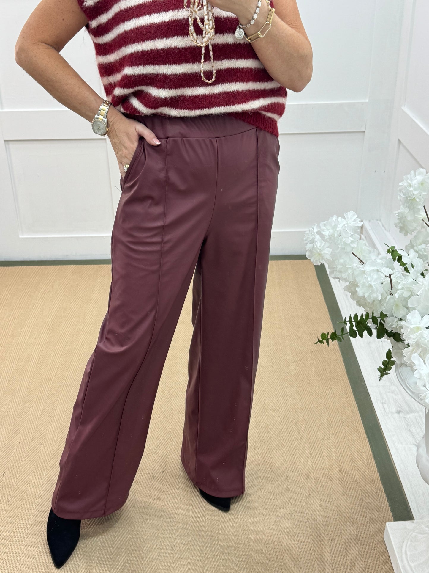 Tabatha: Burgundy faux leather trousers. One size: 12-16