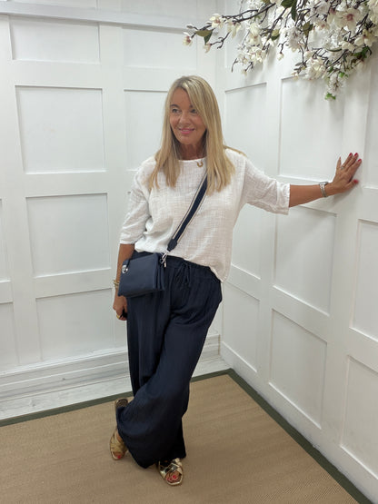 Cathy: Stretchy crinkle wide leg pocket trousers. One size: 10-16. 4 colours