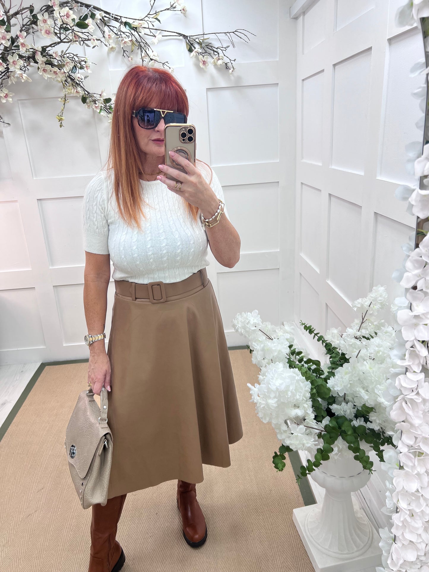 Pip: White short sleeve soft knit top. One size: 10-14