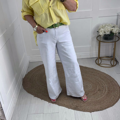 Gina: White wide leg stretchy jeans. Sizes: 10-20