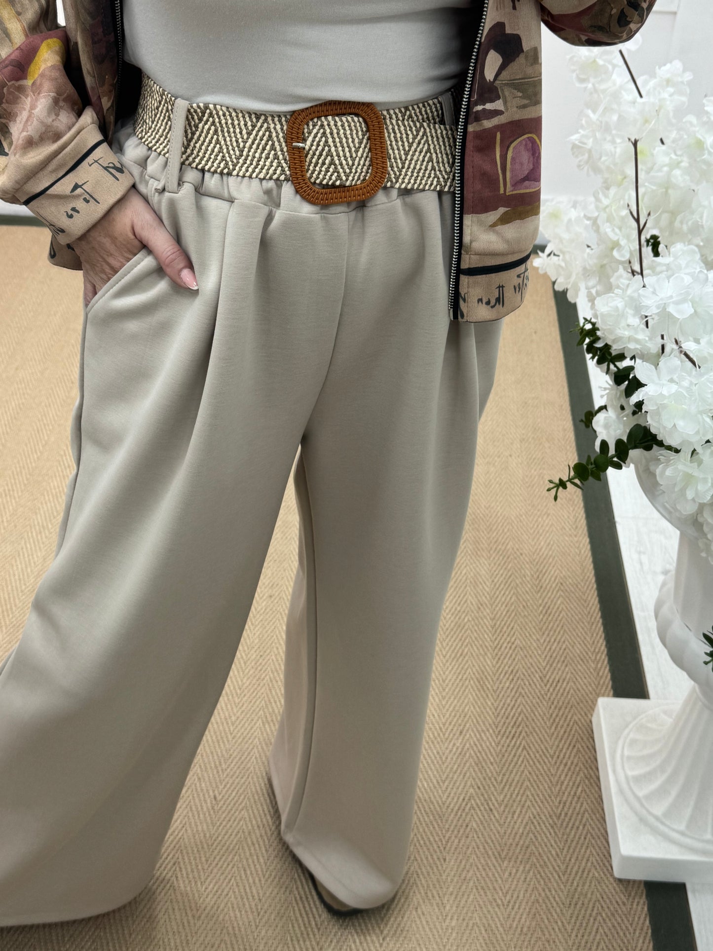 Ellis: Cream stretchy wide leg belted trousers One Size: 14-20