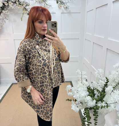 Karin: Leopard print soft feel jacket. One size: 10-16