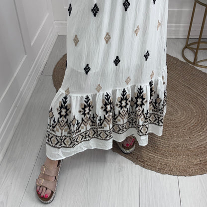 Dana: White embroidered boho maxi skirt. One size: 8-14