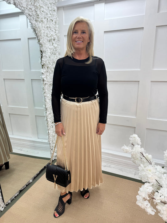 Mara: Champagne gold silky feel pleated maxi skirt. One size: 10-14