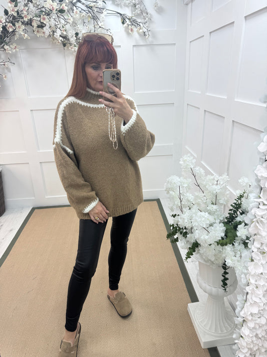 Sonia: Sand & white slouchy jumper. One size 14-18
