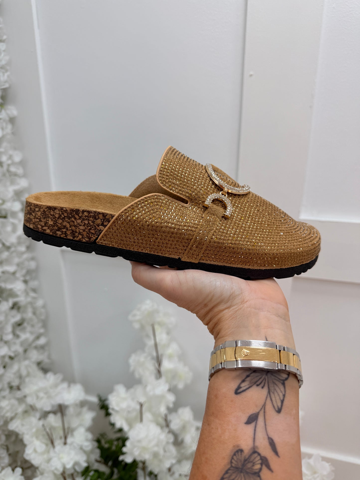 Mandie: Camel sparkle buckle mule. Sizes: 3-8