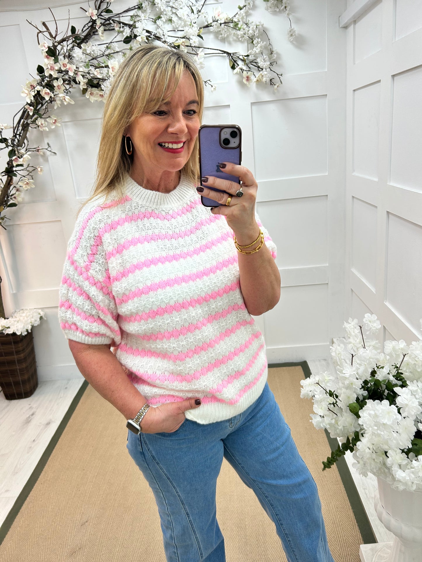 Cindy: Pink & white knitted top. One size: 12-16