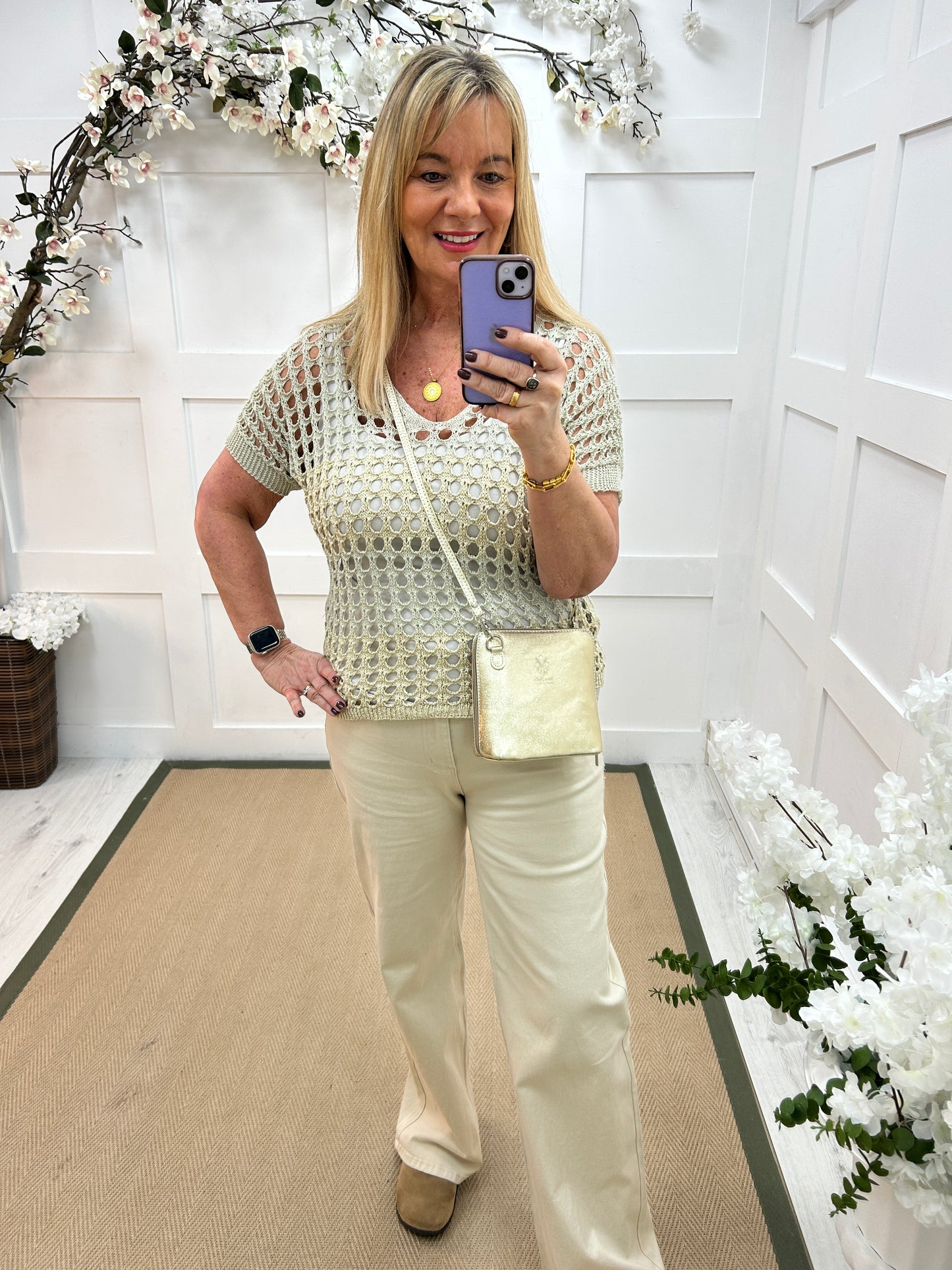 Maisy: Gold short sleeve V neck holey open knit top. One Sz: 12-16