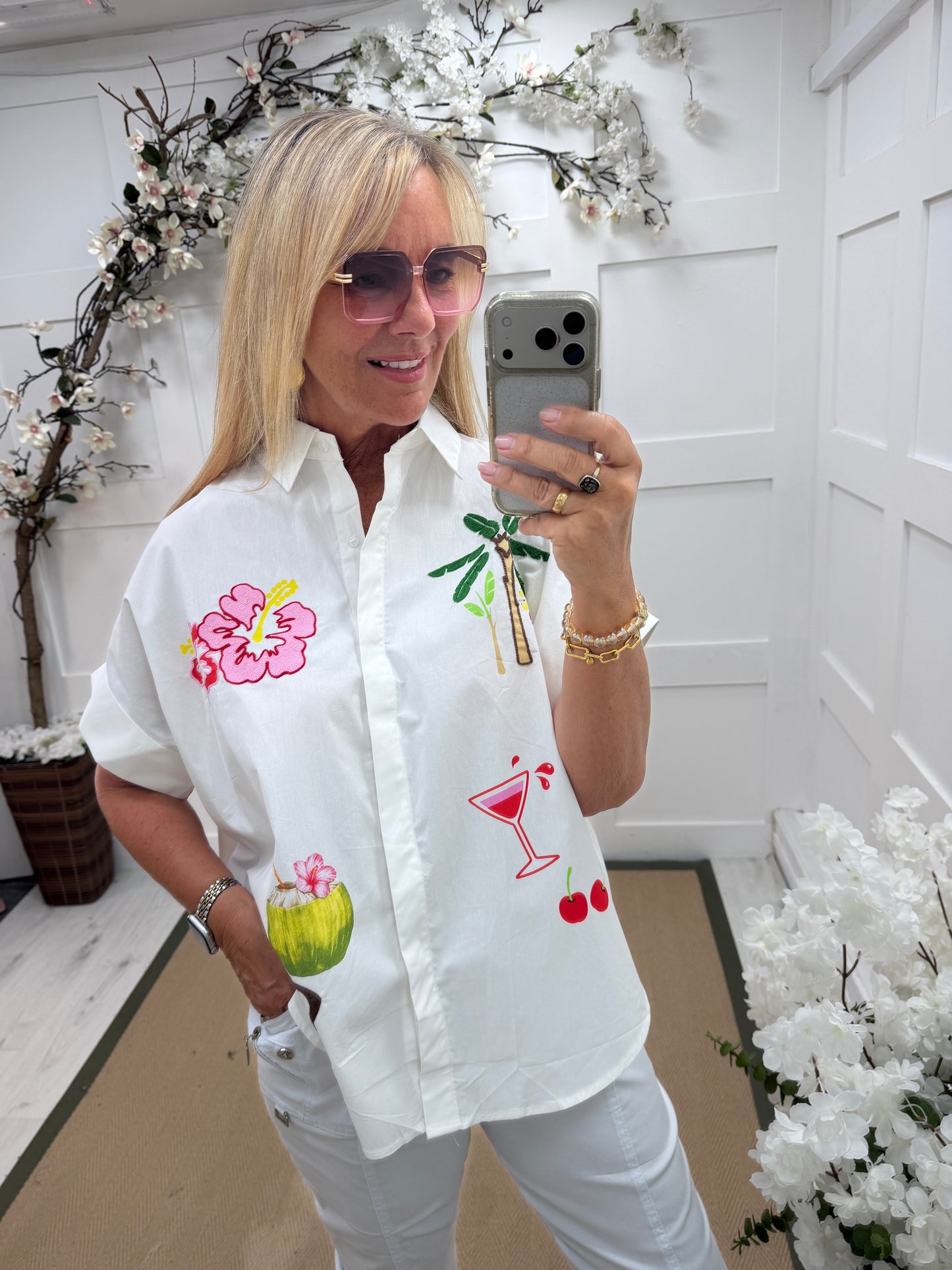 Whitney: White embroidered oversized shirt. One size: 14-20