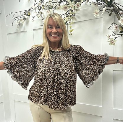 Paloma: Leopard print pleated top. One size: 12-24