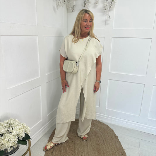 Jodie: Cream longline wide leg co-ord set. One size: 14-18