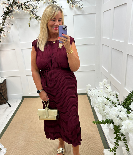 Serena: Burgundy waffle belted midi dress. One size 14-20