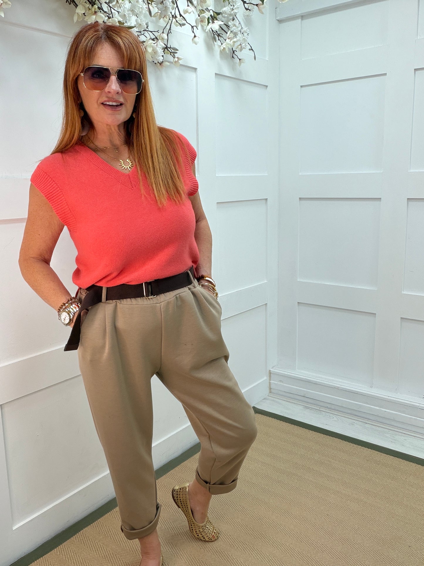 Sally: Stretchy tapered leg pocket trousers. One size: 10-16. 6 colours