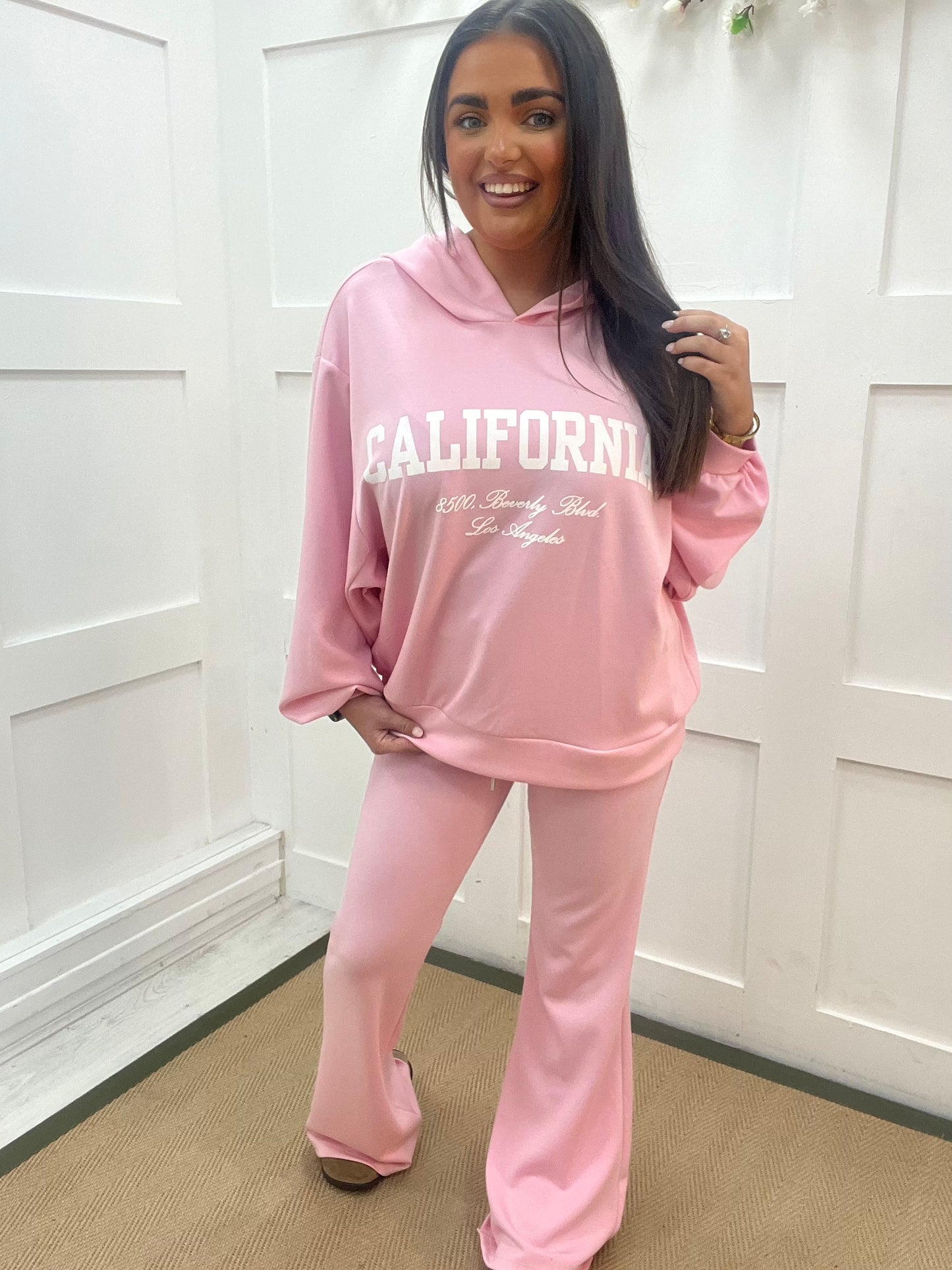 Kelani: Pink California 2 piece loungewear set. One size: 10-16