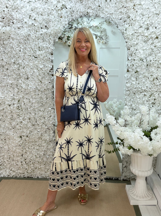 Penny: Navy & cream palm tree print short sleeve maxi dress. One size: 10-14