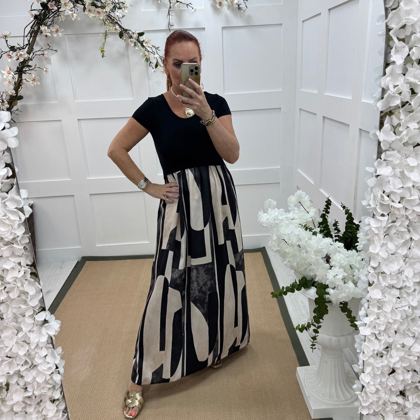 Willow: Black & multicoloured T shirt dress. One size 10-18