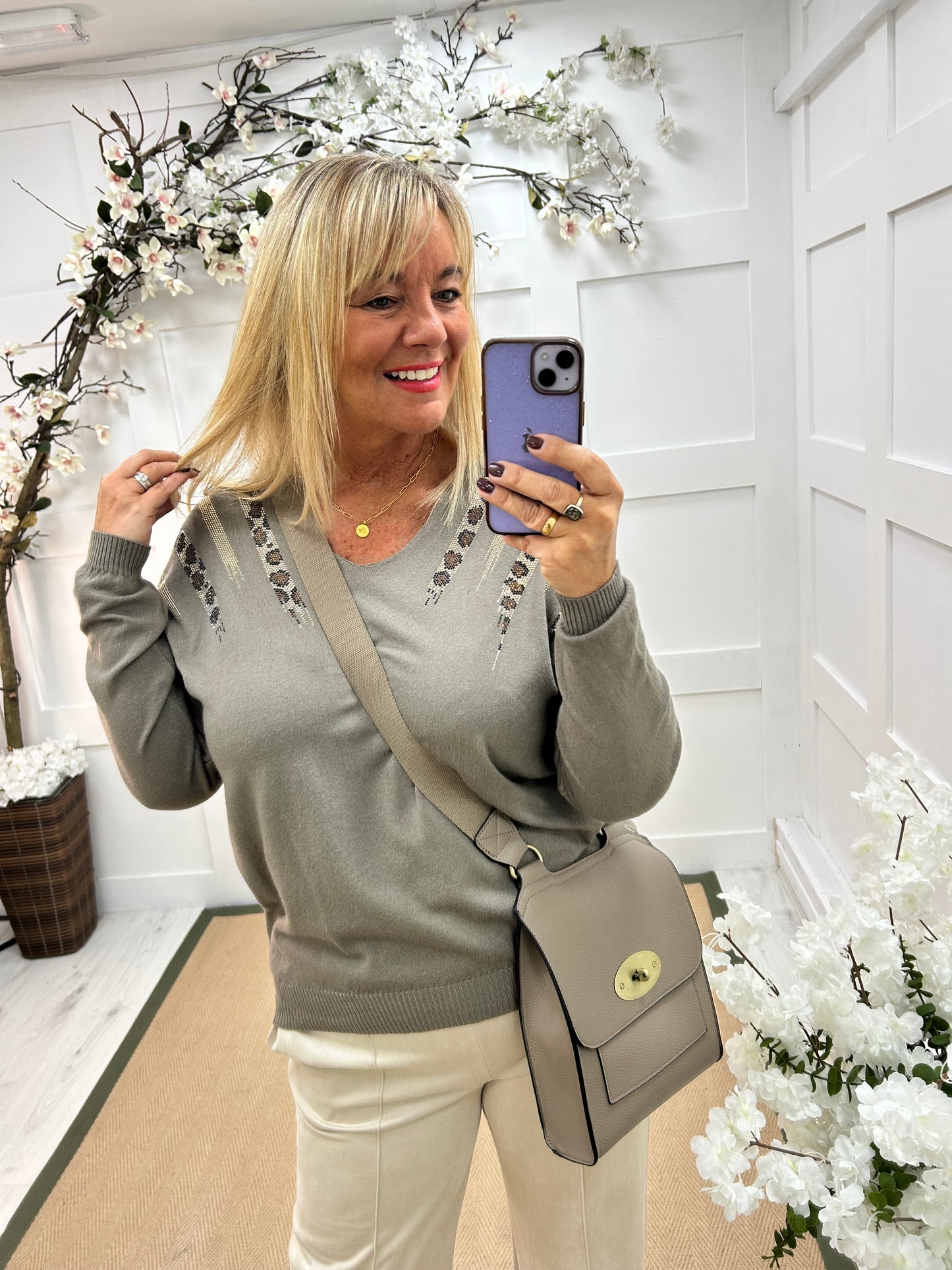 Pasha: Mocha white leopard print sequin top. One size: 12-18