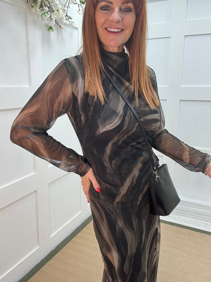 Malin: Navy blue mesh bodycon dress. One size: 8-16