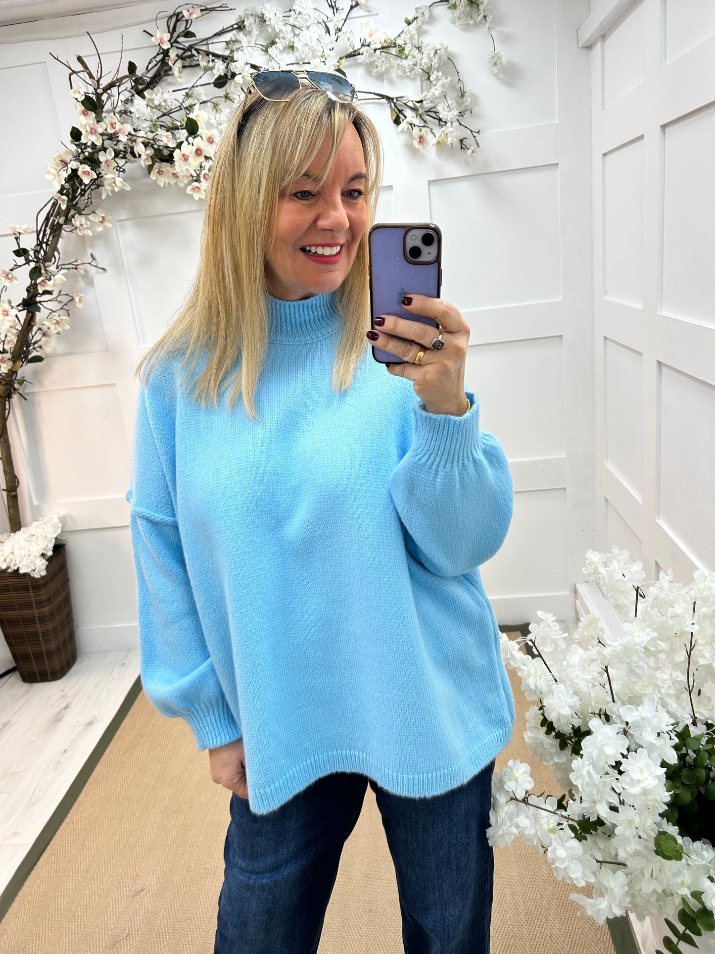 Amy: Baby blue oversized knitted top. One Sz: 14-20