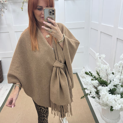 Candy: Sand wool fringe cape. Free size