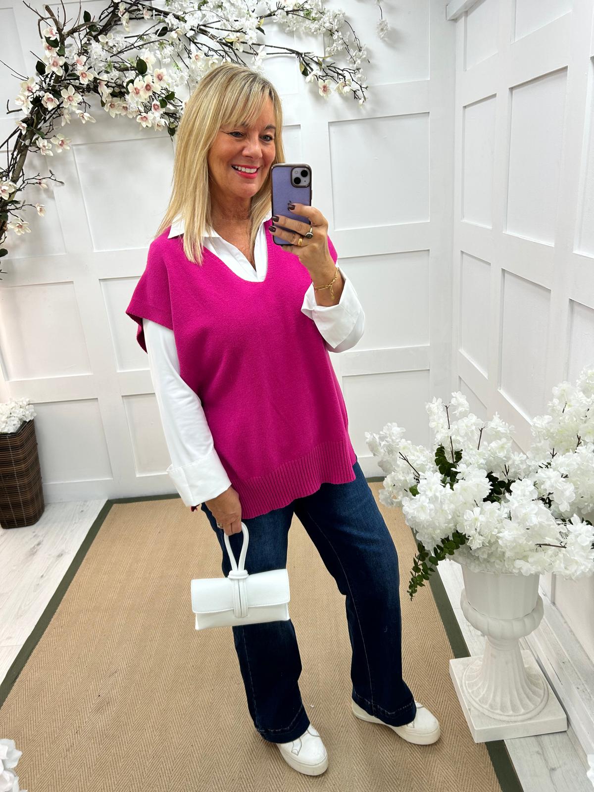 Phoenix: Hot pink button knit top. One size: 14-20