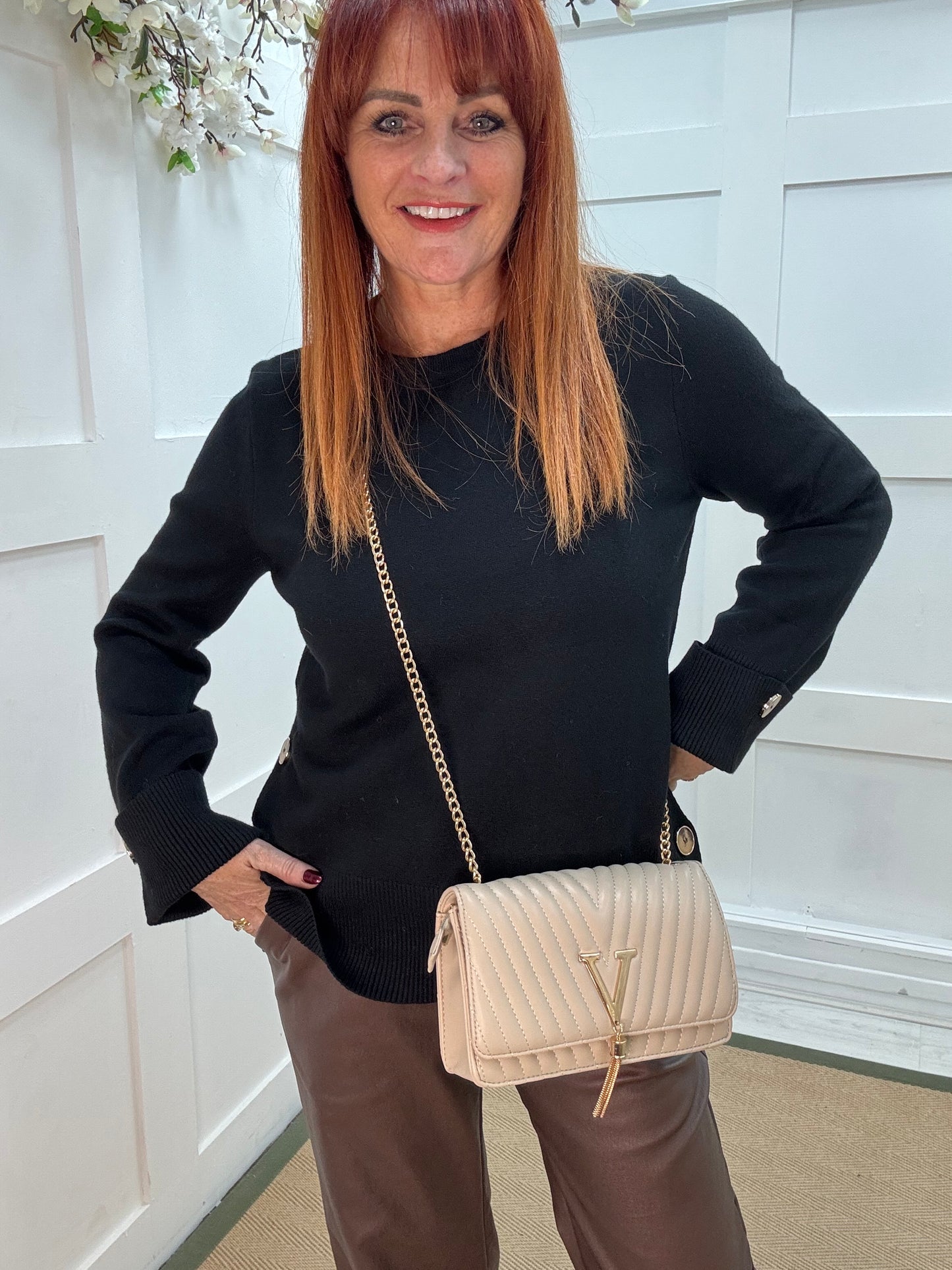 Clare: Beige quilted gold V evening bag
