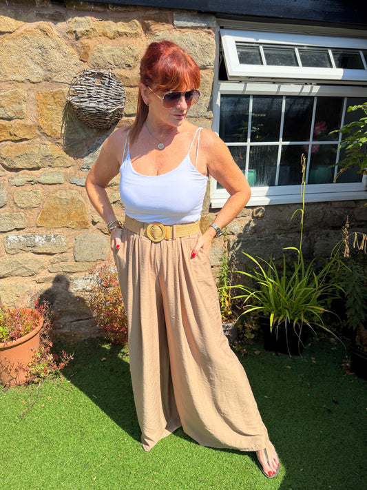 Jolie: Wide leg belted trousers. One size: 10-16. 3 colours
