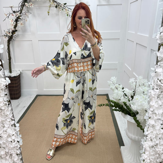 Bianca: Silky floral print wide leg trousers. One size: 10-16/18