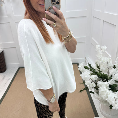 Carys: Winter white short knitted top. One size: 12-18