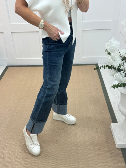 Jaqui: Mid blue turn up 7/8 jeans. Sizes: 8-18