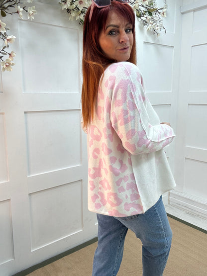 Alice: Pink & white leopard print top. One size: 12-20