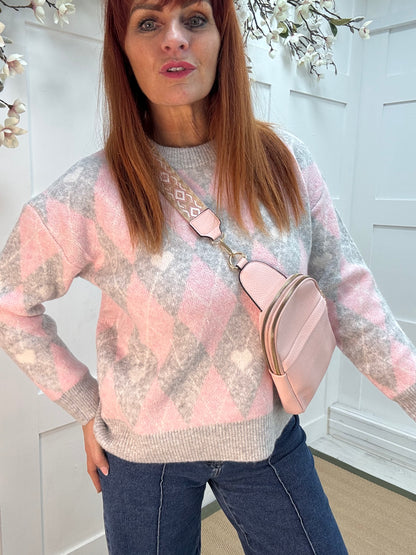 Allana: Baby pink & grey argyle knit top. One size: 10-18
