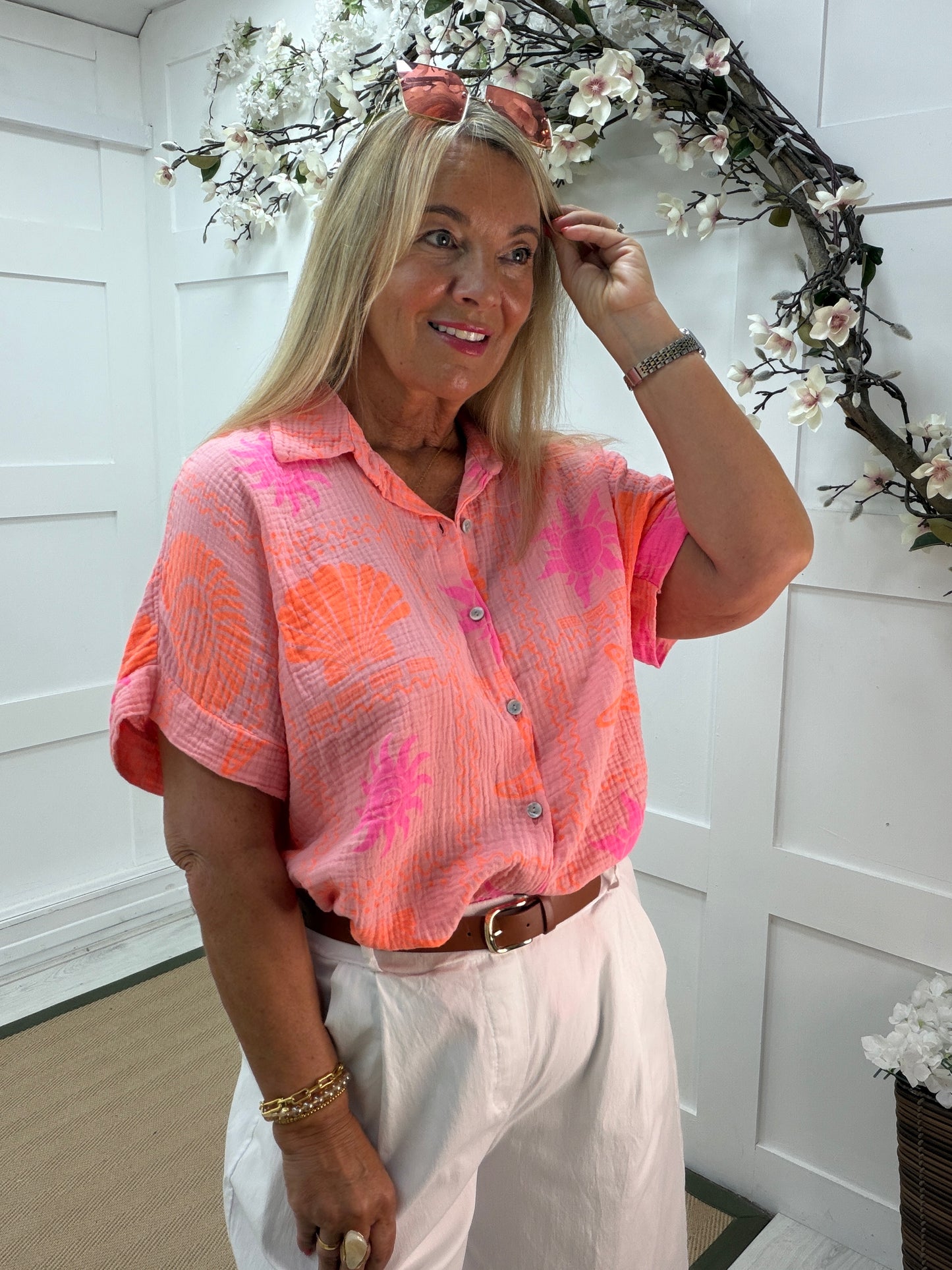 Suzie: Sea life cheese cloth shirt. One size: 12-18. 2 colours