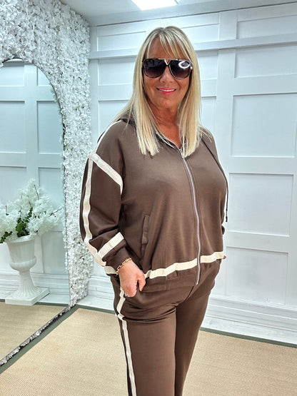 Myleene: Brown 2 piece loungewear set. One size: 12-16