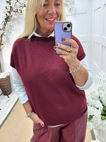 Lavina: Burgundy shirt layered knit. One Size: 10-18