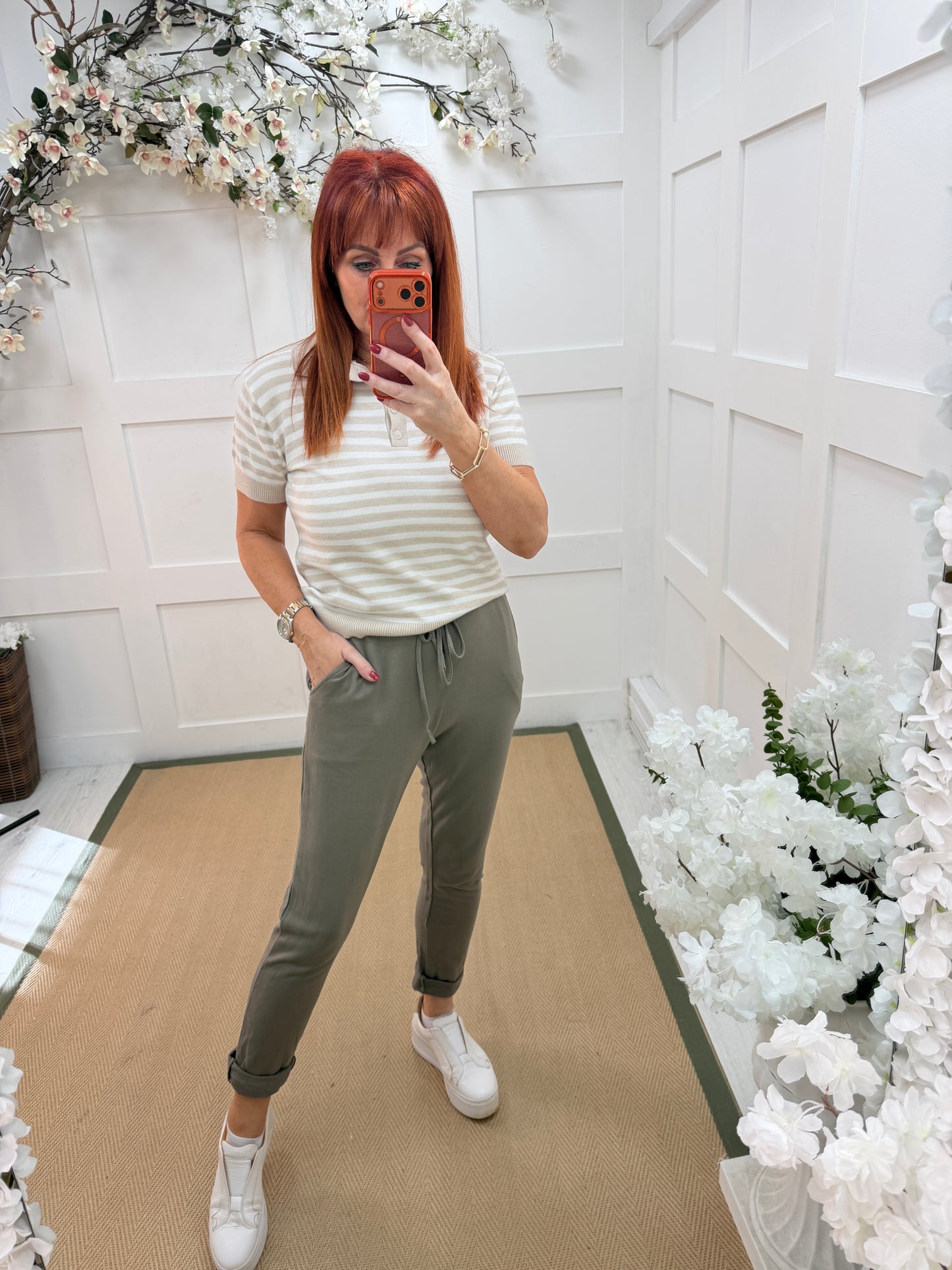 Jinxi: Mocha stretchy pocket joggers. 2 sizes.