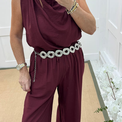 Fallon: Silver chain belt. One size: 8-18