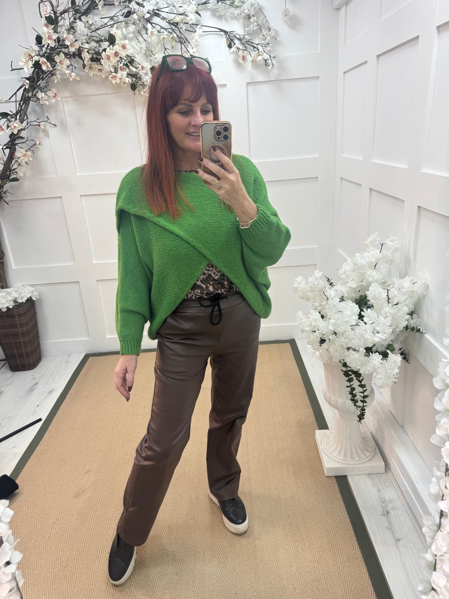 Willow: Green stretchy short wrap top. One size: 10-18