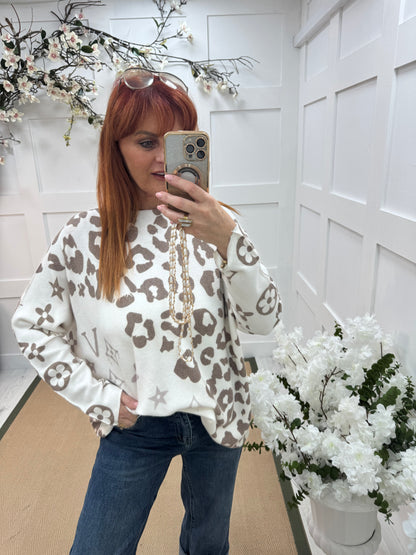 Alice: Brown & white leopard print top. One size: 12-20