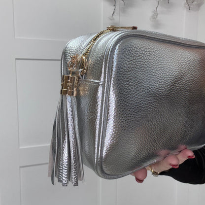 Tami: Cross body camera bag