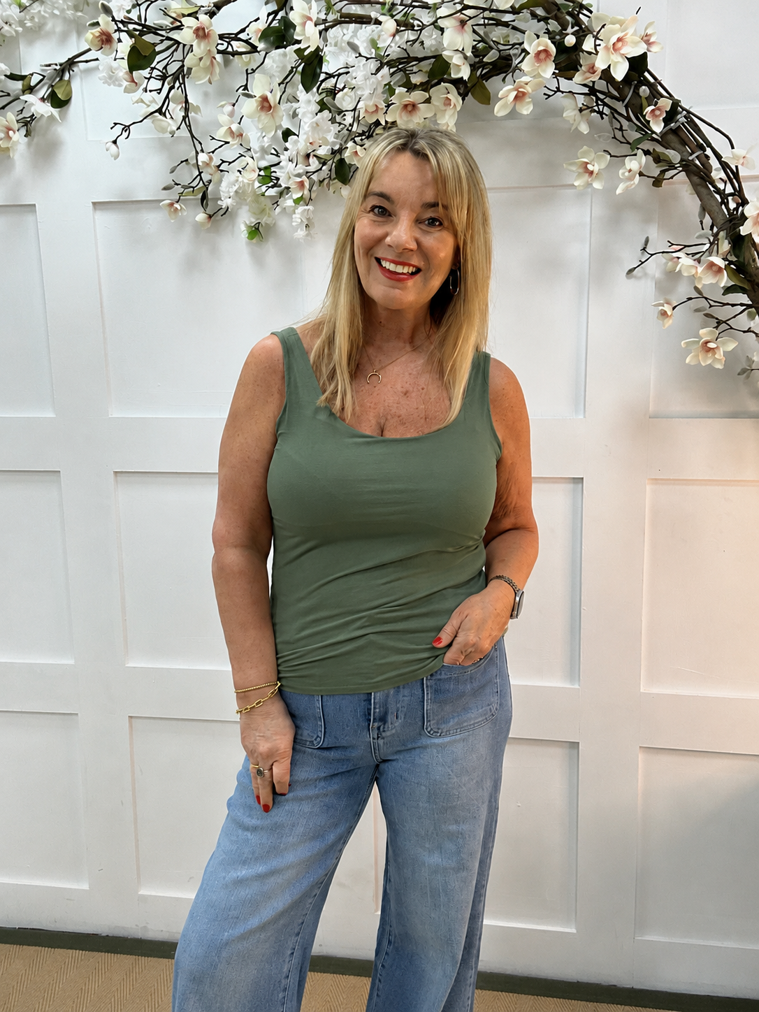 Abigail: Stretchy basic vest top. 2 sizes: Various colours