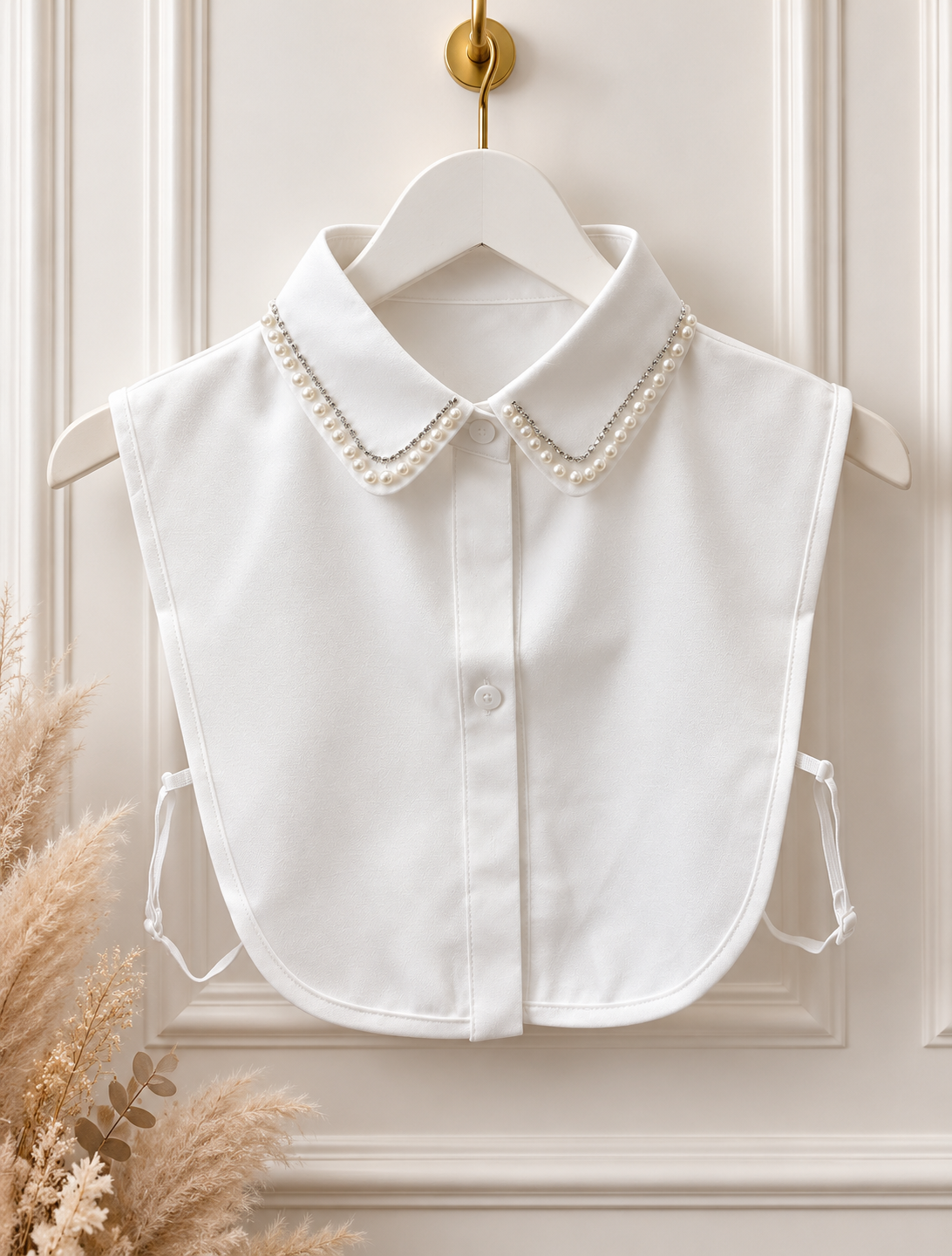 Saz: White pearl & diamanté collar